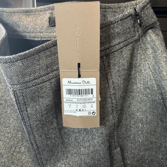 Mossimo Dutti Mini Skirt - Picture 2 of 3